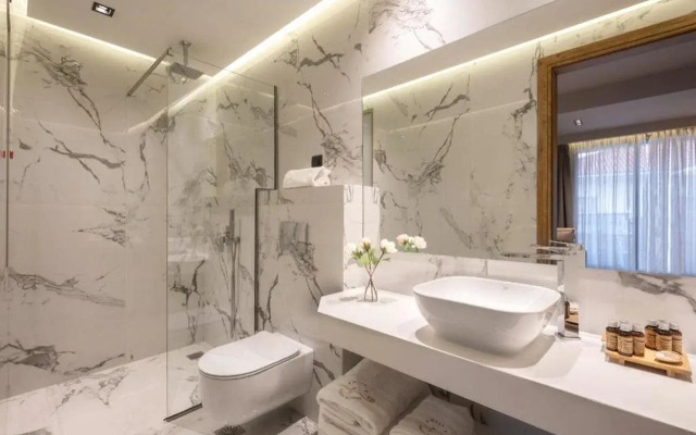 Emily's Luxury Suites