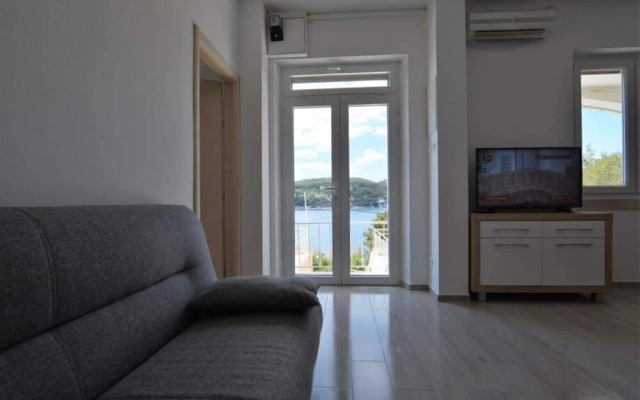 Mari - 30 m From sea - A1