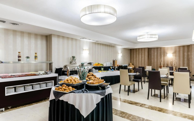 Hotel Reina Cristina