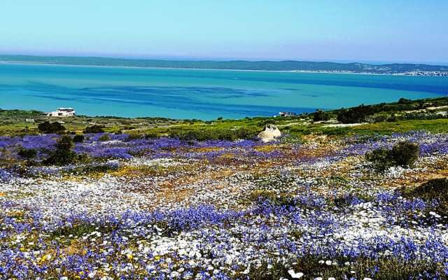 4 Birds view Self catering