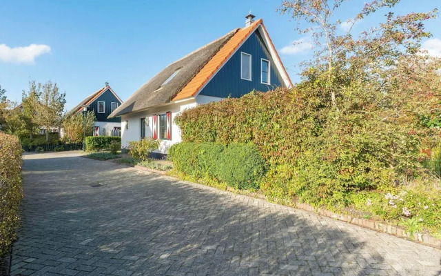 Stylish Villa With Garden