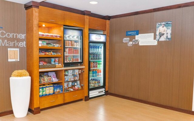 Fairfield Inn by Marriott Medford Long Island