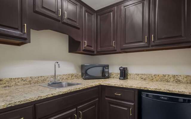 Clarion Pointe Harrodsburg-Danville