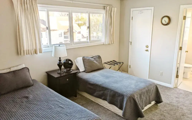 2 Br 2 b Condo at Unv of Notre Dame Short and Long Term Stays Welcome ND Football A5 - фото 4