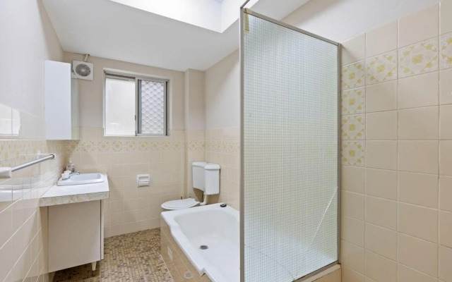 Jewel Court Unit 1
