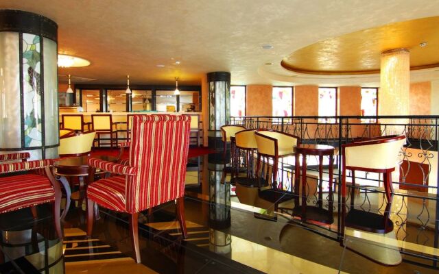 The Vineyards Resort