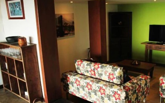 Sunset Hostel & Suites