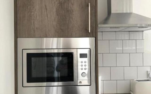 Luxury Lavish Studio Apartments LE1