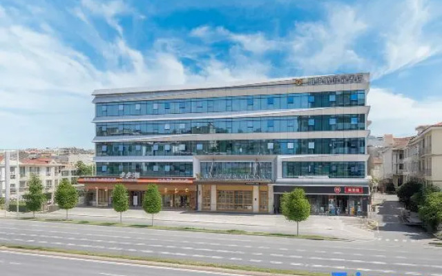 Vienna International Hotel (Guangzhou Baiyun Airport T1 Branch)