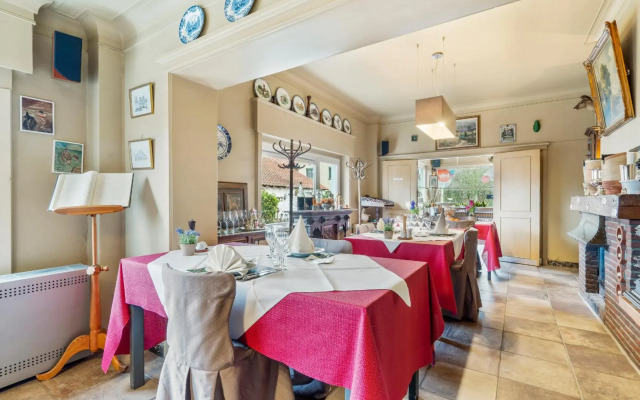 Elckerlyck Inn Hotel