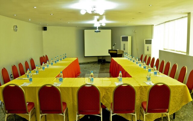 AES Luxury Apartments