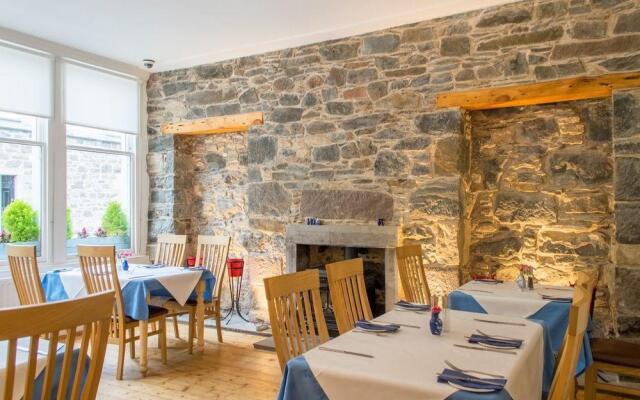 Comrie Hotel