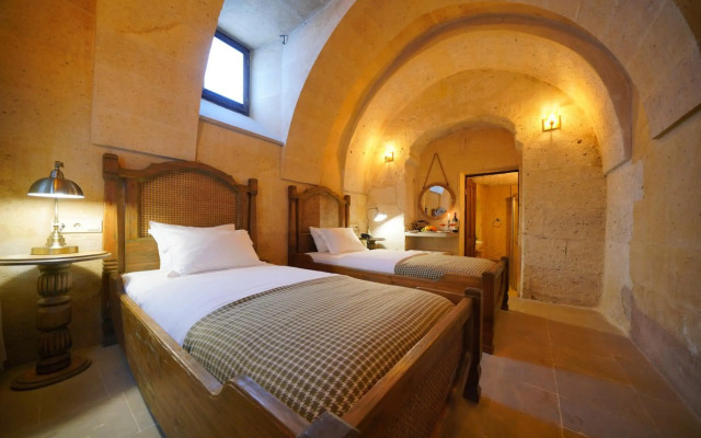 Maya Cave Hotel