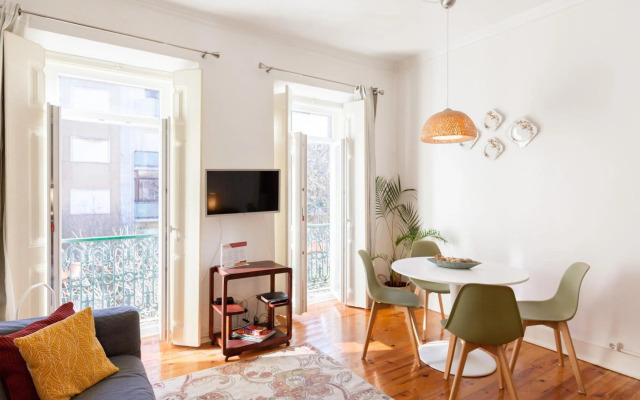 FLH The Poet Apartment near Saldanha