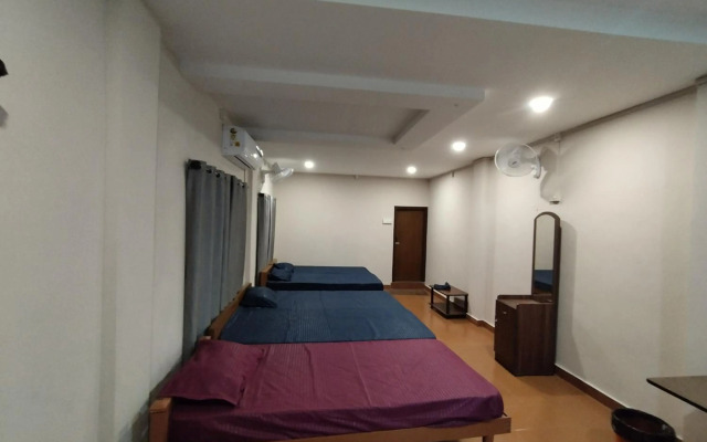 Azhar lodge koyilandy