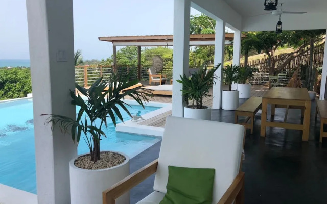 Lashings Boutique Hotel