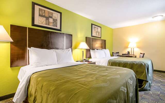 Quality Inn & Suites Glenmont - Albany South