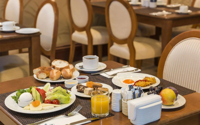 Отель Taksim Stera