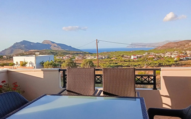 The high level Villa with amazing views 5'from falassarna!