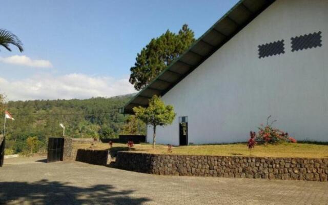 Villa Alex Claket by ZUZU