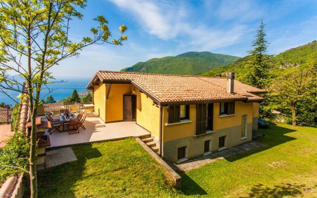 Villa Pineta - Rebomaholidays
