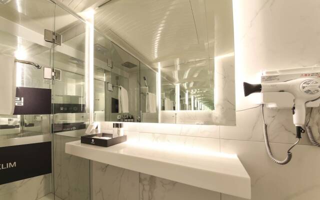 Ekklim Business Hotel