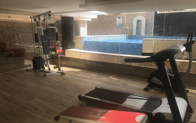 Lotaz hotel suites