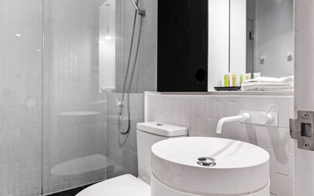 Roomerang at Elm 22