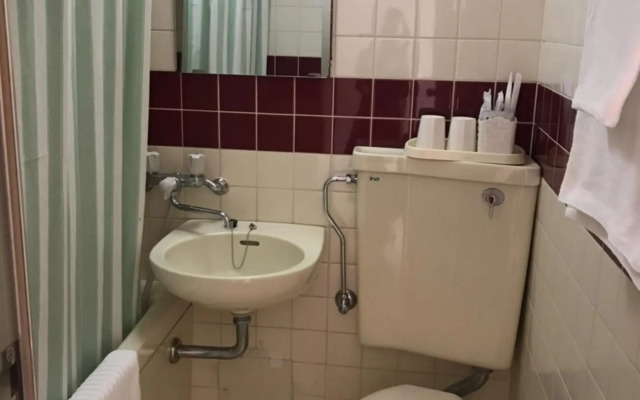 Business Hotel Tontei