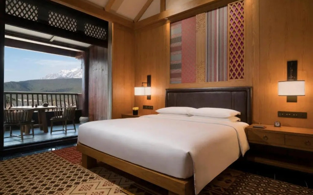 Jinmao Pureal Mountain Lijiang