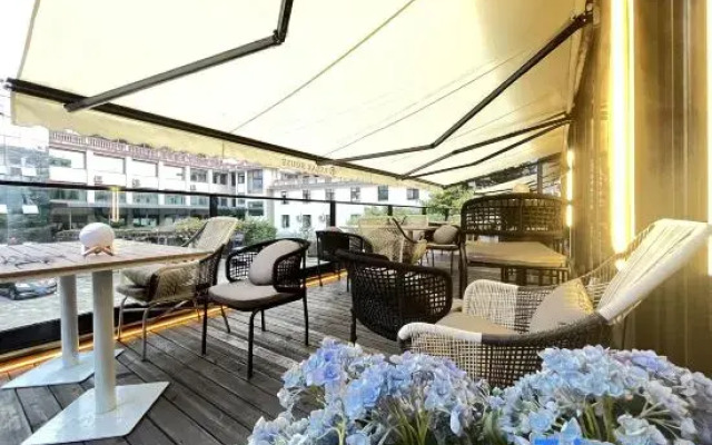 Jadeco Hotel