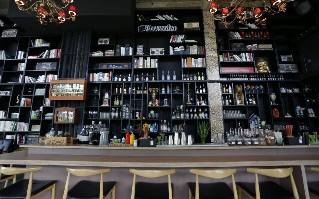 Quip Bed & Breakfast Phuket Hotel