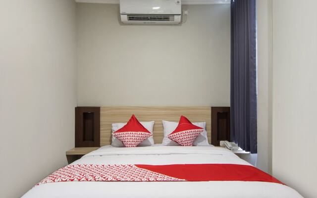 Stay At H by OYO Rooms