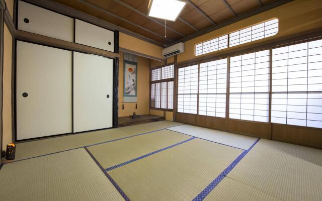 Kanazawa TABI-NE