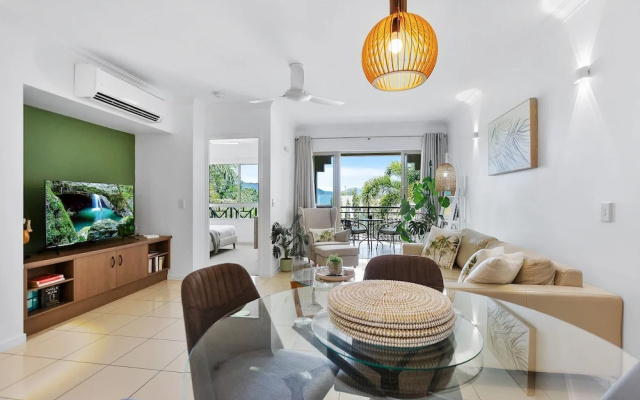 Tropical Paradise Cairns - 9 Pools Gym BBQ – Guest Rooms – Cairns