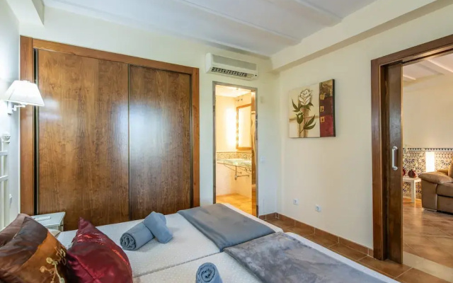 Apartment Next to Golf Course