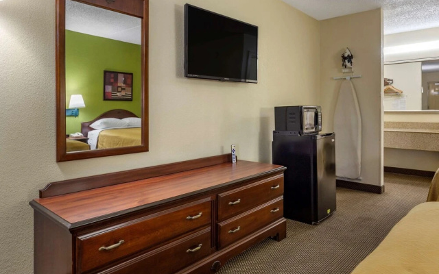 Rodeway Inn