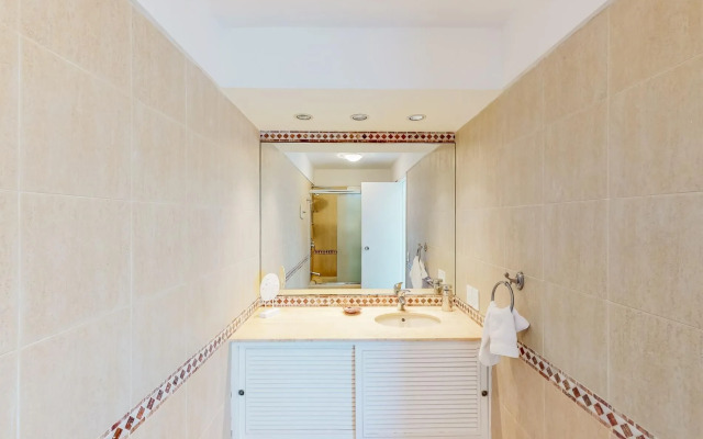 Oceana Suites Fontemar ∙ Suite 2002