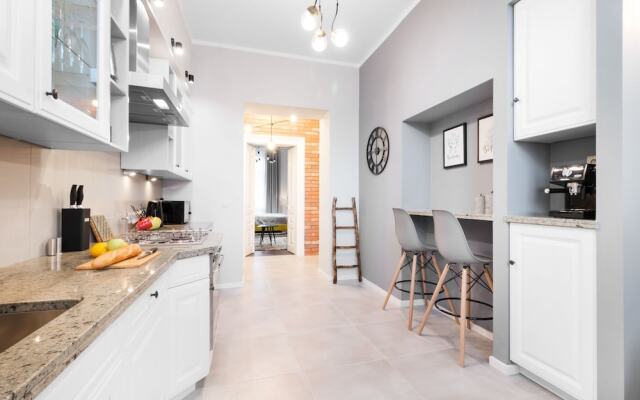 KrakowLiving - Sarego Apartment