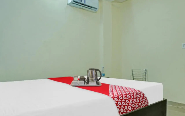 Oyo Flagship 700919 Hotel Tulsi Inn
