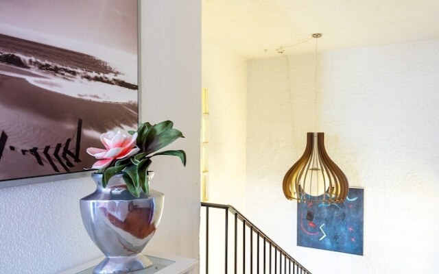 Outstanding beachfront villa Fuengirola