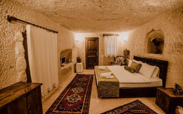 Ortahisar Cave Hotel