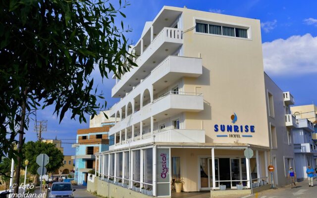 Sunrise Hotel