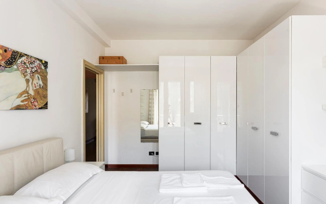 Beautiful Apartment next to Sempione and City Life - Teodorico