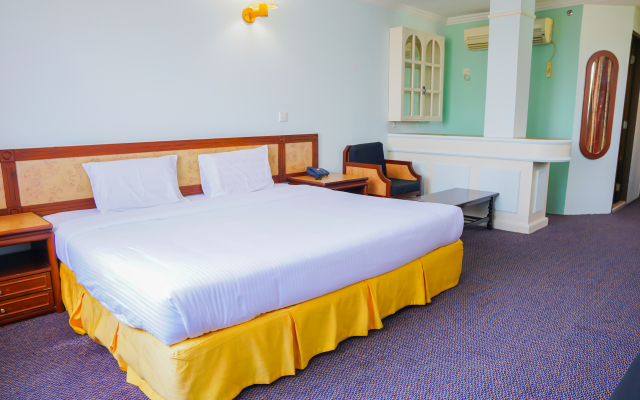 Miri Hotel