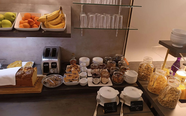 Contact Hôtel des Deux Moulins Limoges - Proche de la gare