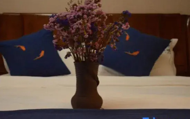 Simmering Life Courtyard