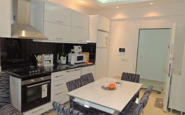 Kleopatra Apartment