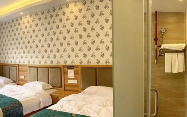 Yangshuo Qingyunge Hotel