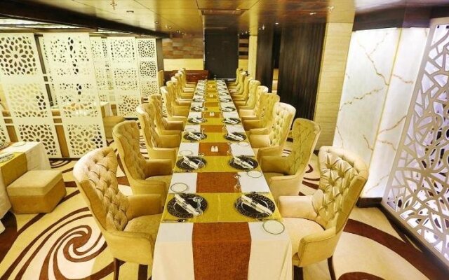 Ranjee's Hotel